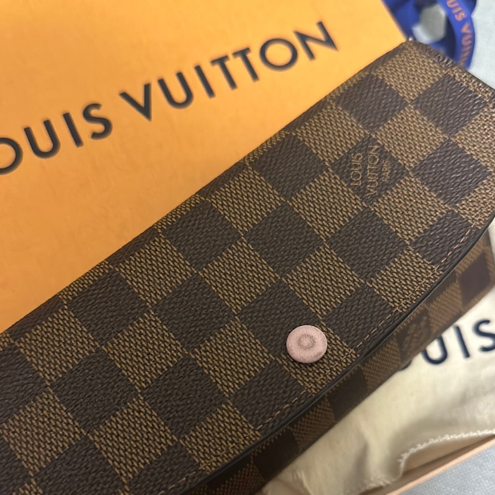 Louis Vuitton Damier Ebene Emilie Wallet Rose Ballerine; EUC - Picture 4 of 11